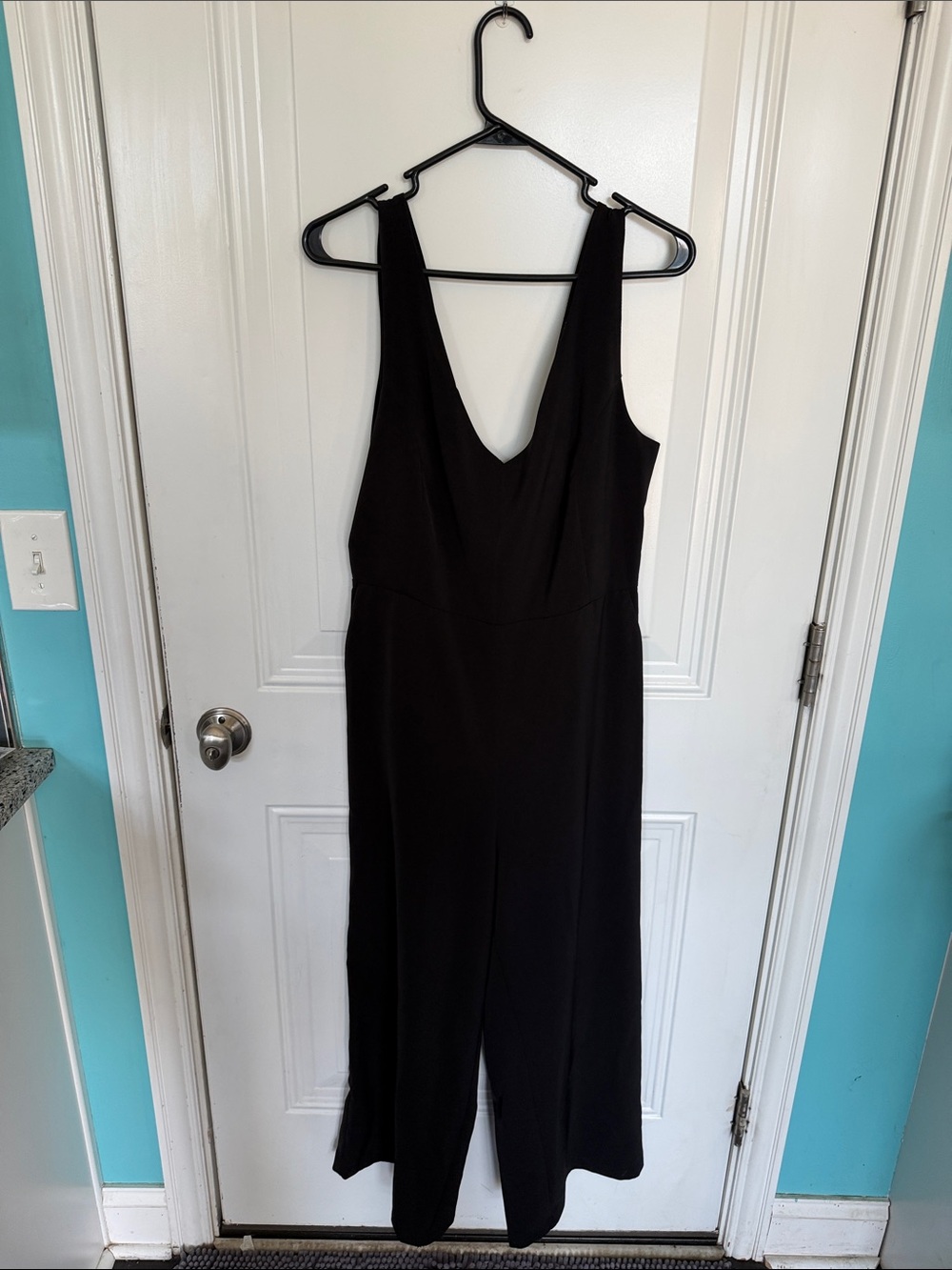 Black Sleeveless V-Neck Jumpsuit